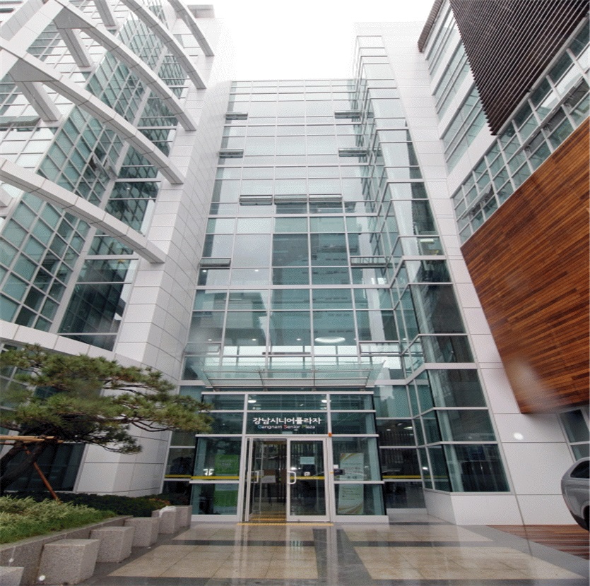 강남시니어플라자 해피 미디어단 서울시장 표창