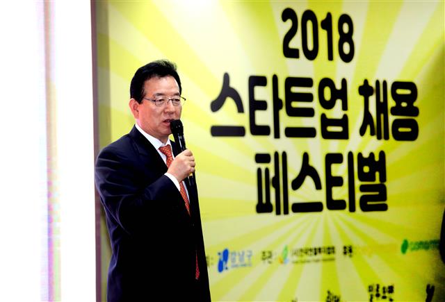 “신사동 가로수길에 ‘하늘길’ 연내 착공… 강남 명물 만들겠다”
