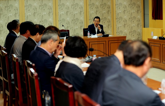 [포토] 정순균 강남구청장, ‘주민자치위원장 월례회의’ 참석