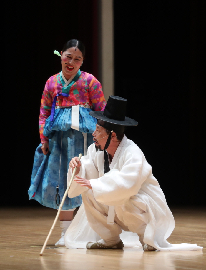 ‘어르신 경로효친 축제’