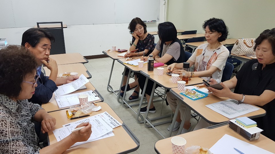  약 3개월 동안의  회의를 거쳐 탄생한 ‘당신은 강남문화 인싸-해설이 있는 박물관 산책’의 뒷이야기 중 하나다.