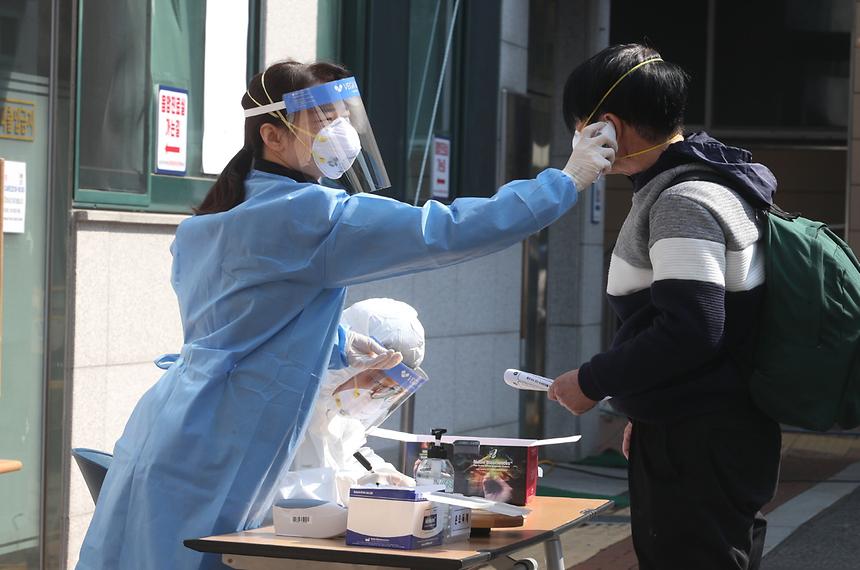 확진자 68명 조기 발견, 감염병관리센터 검토