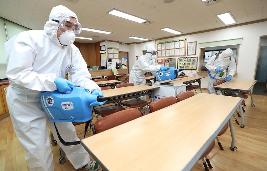 04.16 데이케어센터 내부 방역 실시 - 1