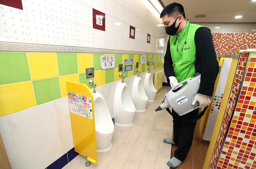 04.17 어린이집 방역 실시 - 6