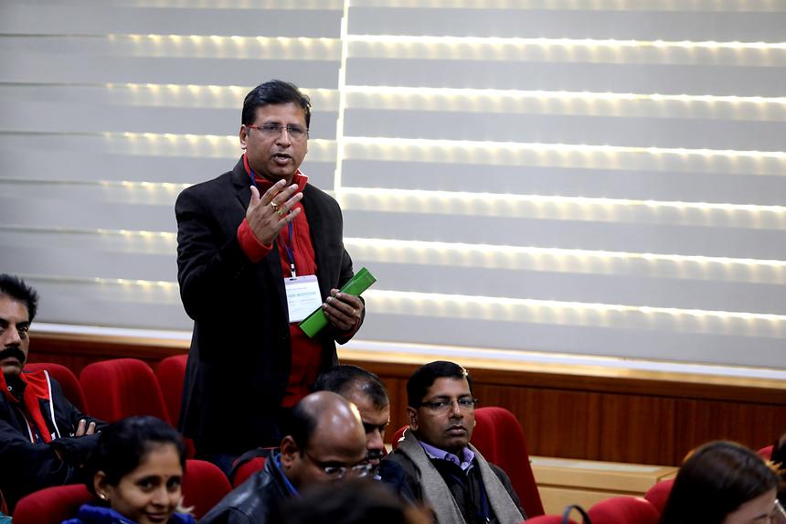 인도 공무원 보건소 방문 - 9