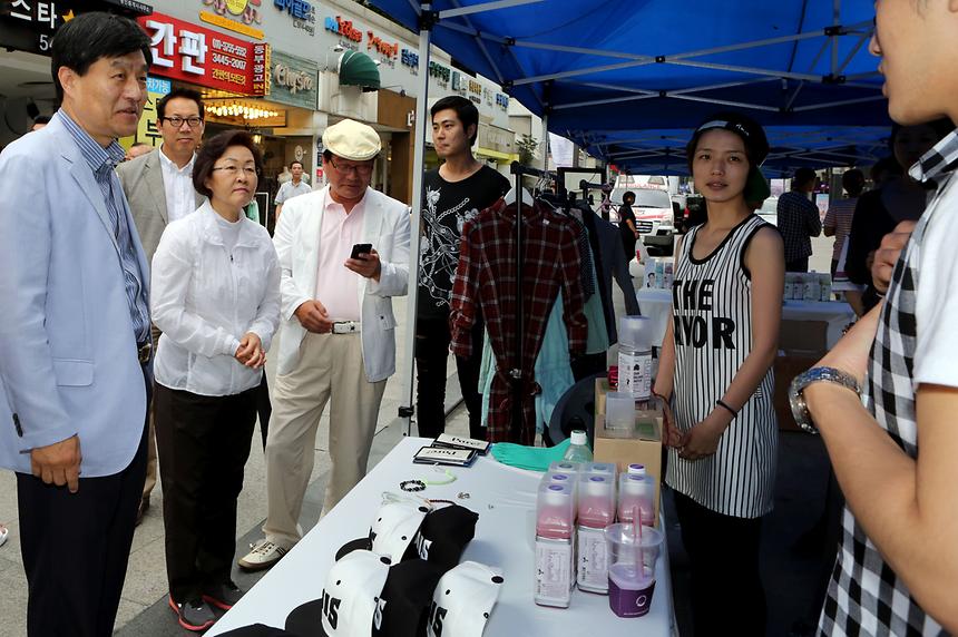 압구정 로데오길 패션마켓 - 6