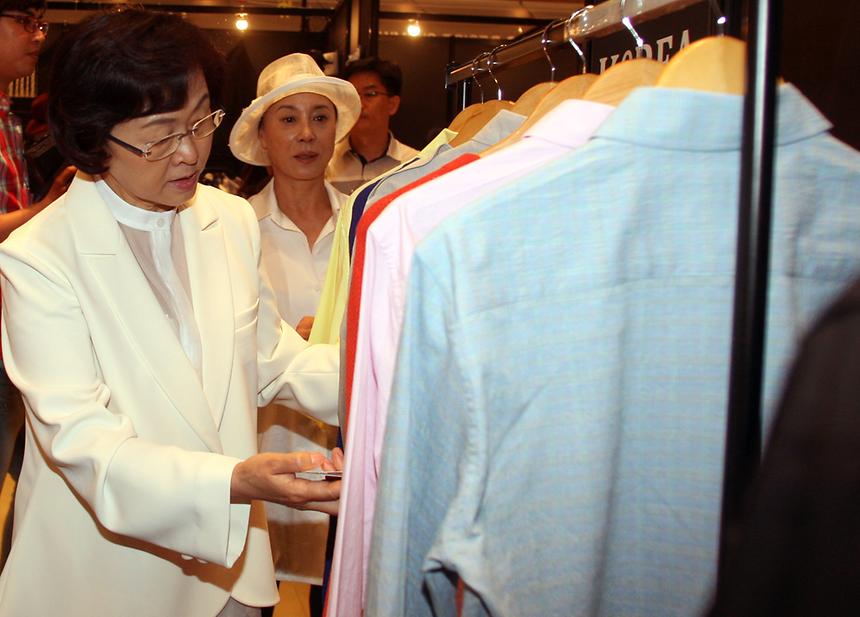 강남스타일 패션 pt쇼 - 7