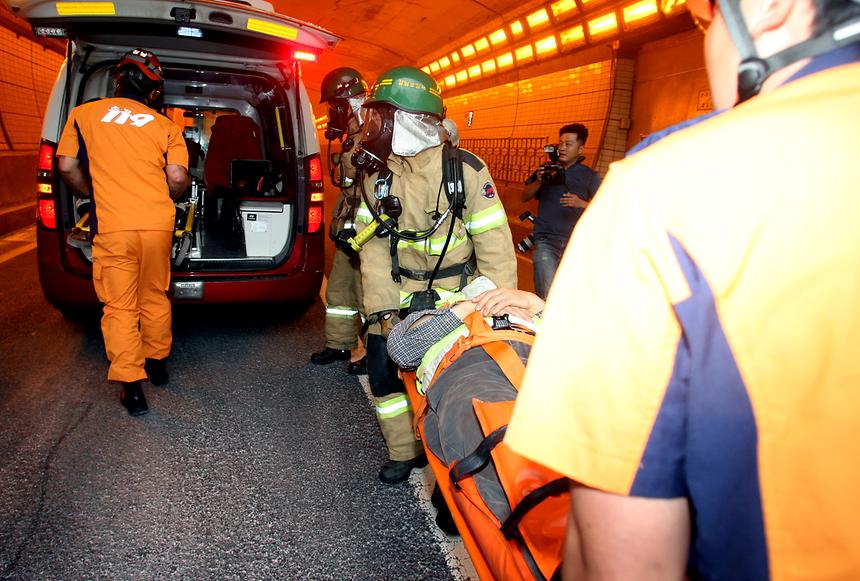 을지훈련 구룡터널 - 8