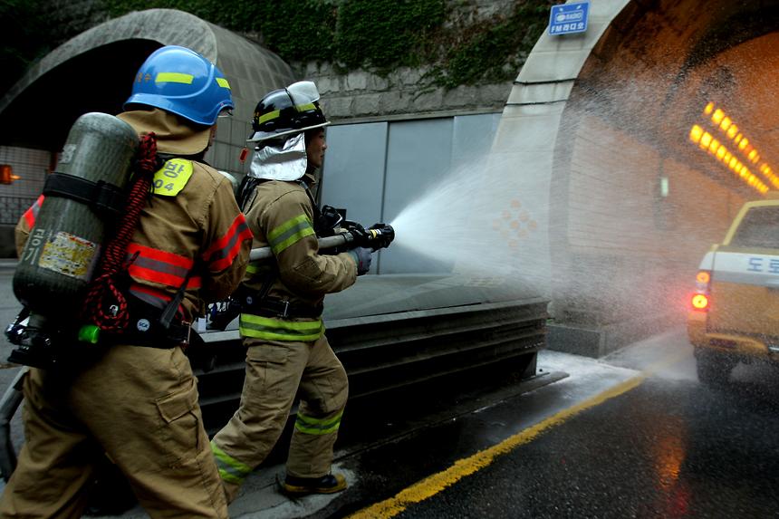 을지훈련 구룡터널 - 7