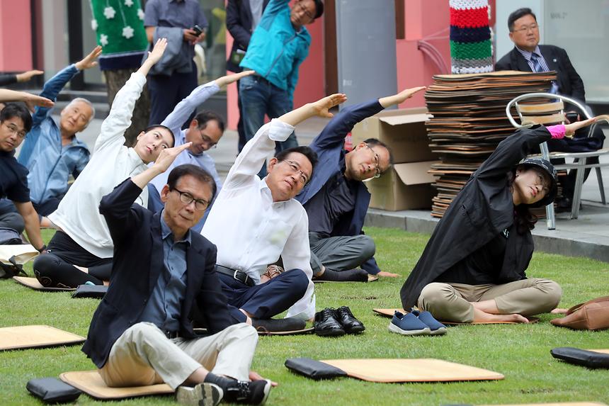 가로수길 한류 명상 - 4