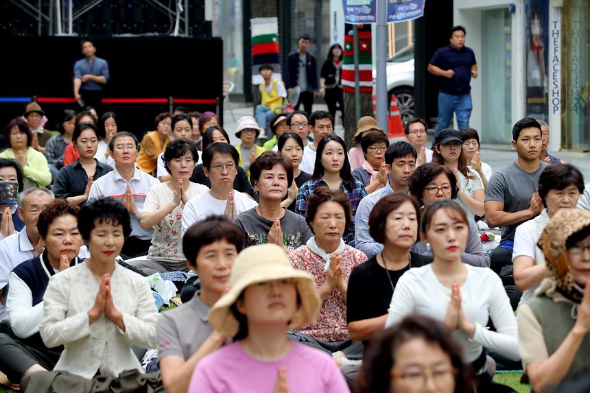 가로수길 한류 명상 - 3