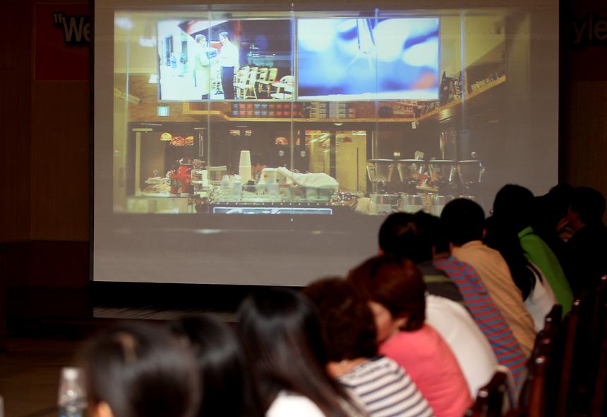 Welcome and enjoy korea s Gangnam style - 4