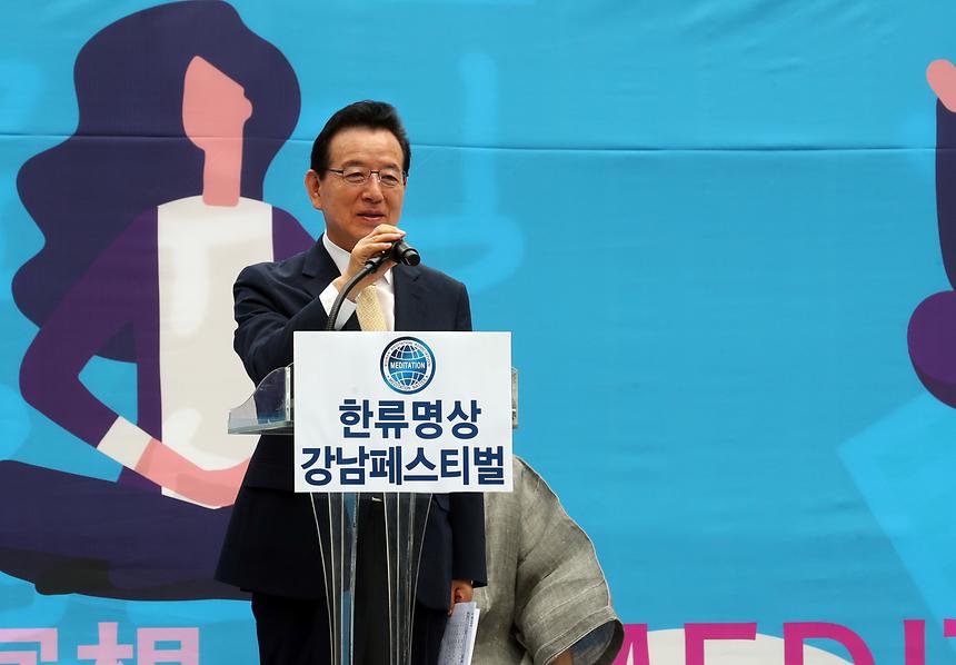 가로수길 한류 명상 - 15