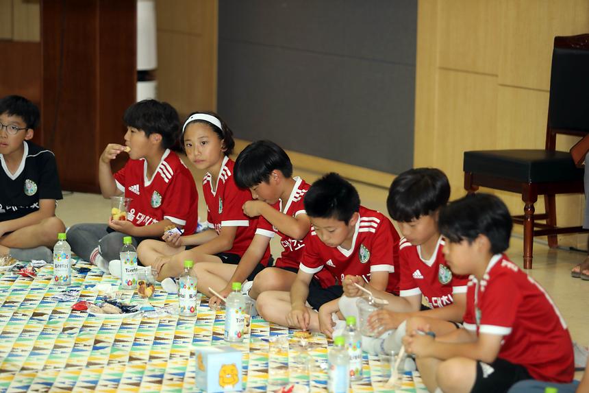 강남구청장배 소년축구대회 우승학교 간담회 - 12
