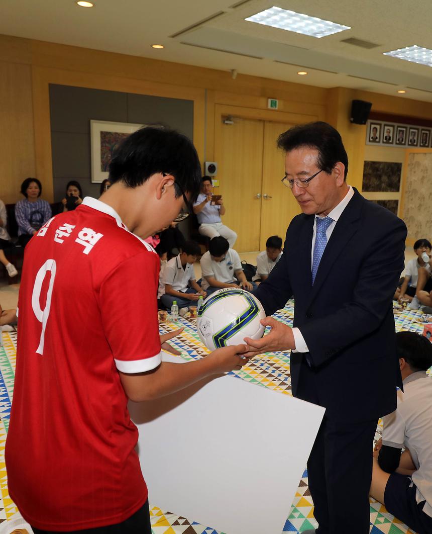 강남구청장배 소년축구대회 우승학교 간담회 - 22