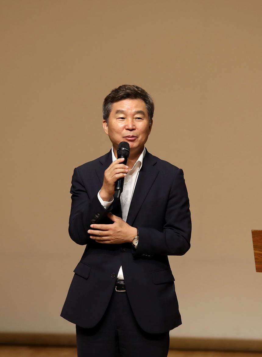 2분기 직원 정례조회 개최 - 12