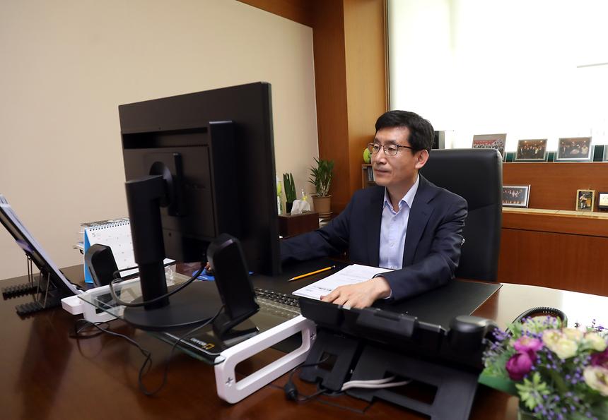 주윤중 강남구 부구청장 - 1