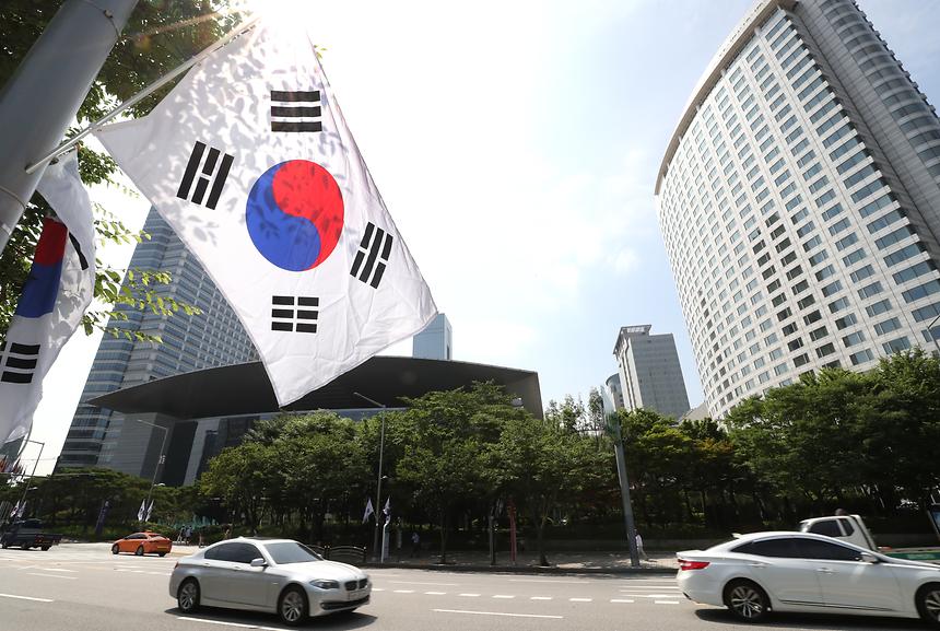 제헌절 태극기 게양 - 5