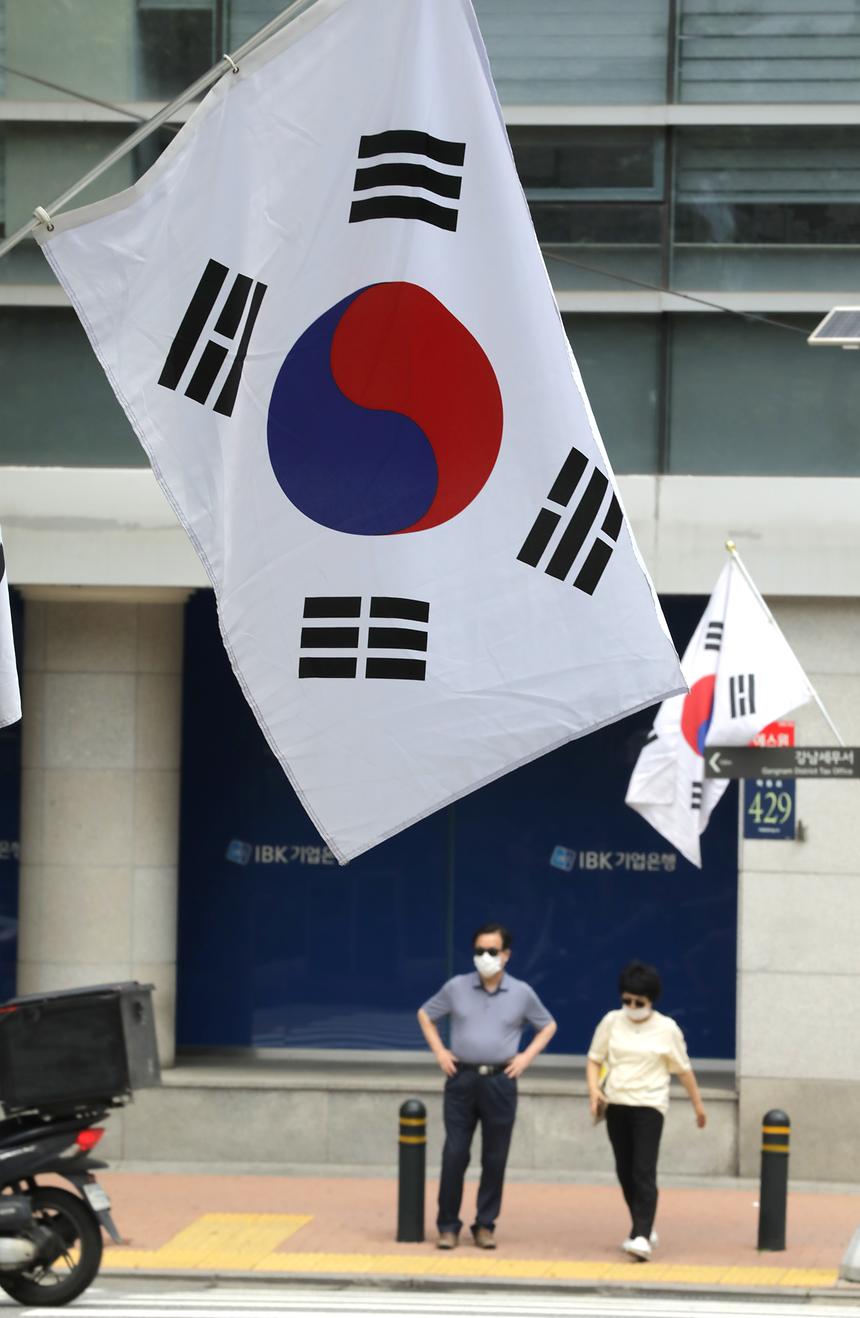 제헌절 태극기 게양 - 4