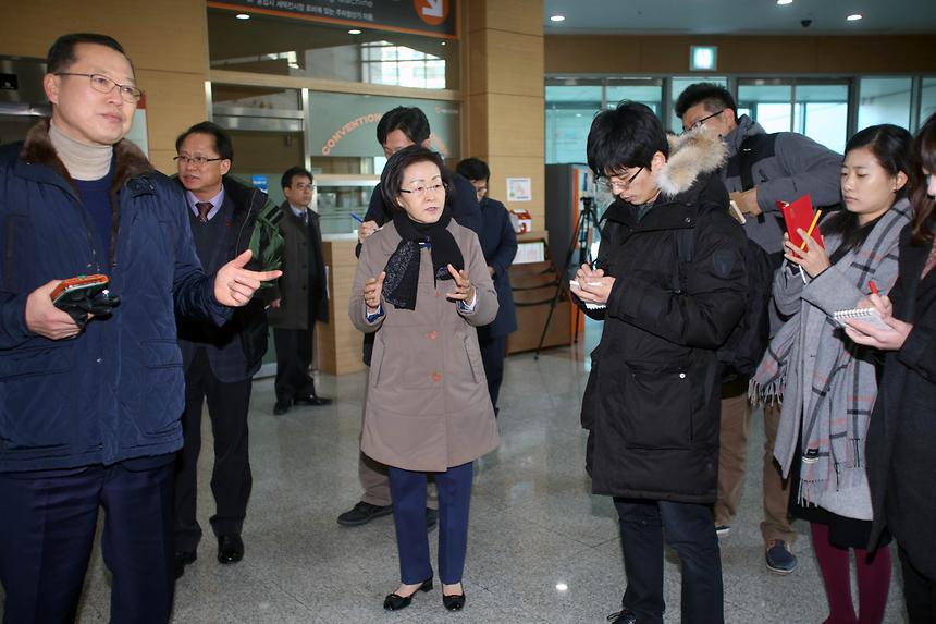 구청장 기자설명회 - 1