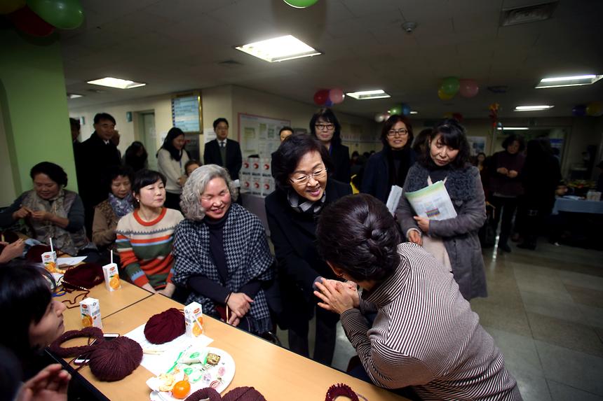 홀몸어르신돕기 모자 뜨기 - 5