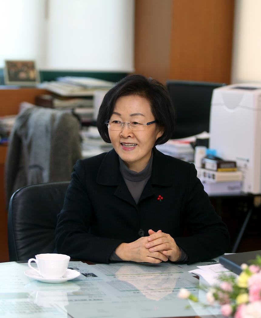연합뉴스 인터뷰 - 1