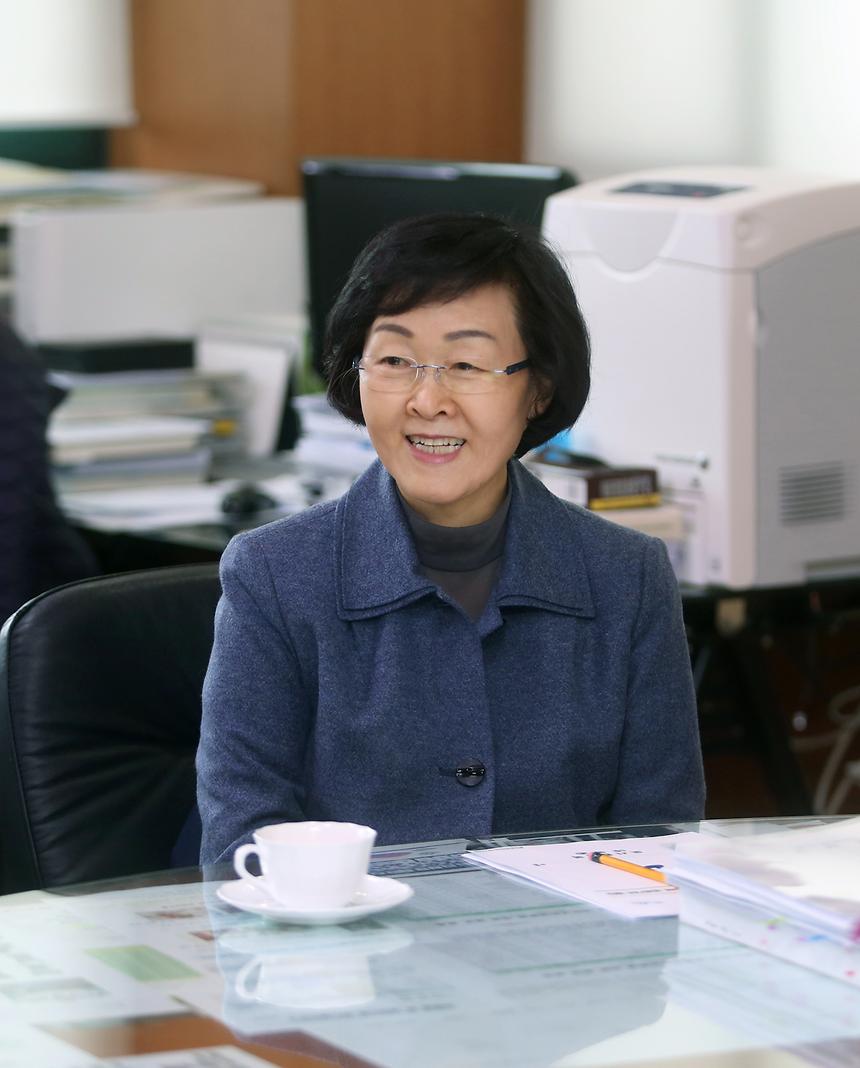 아시아경제 인터뷰 - 2