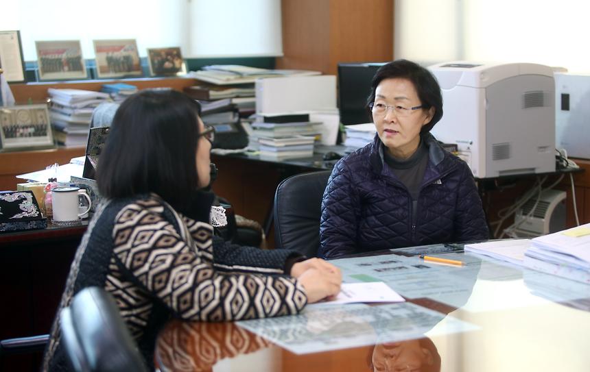 언론사 인터뷰 - 1