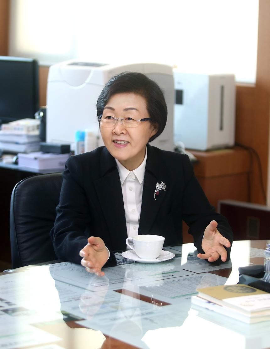 머니투데이 인터뷰 - 3