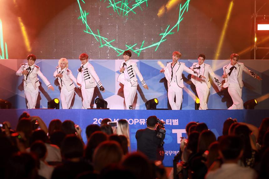 k-pop콘서트  - 5