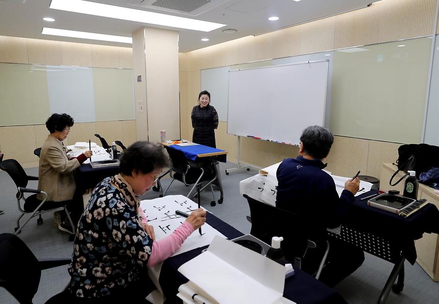 70+라운지 - 12