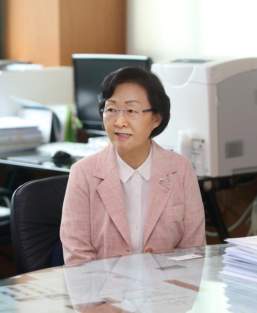 아주경제 인터뷰 - 2