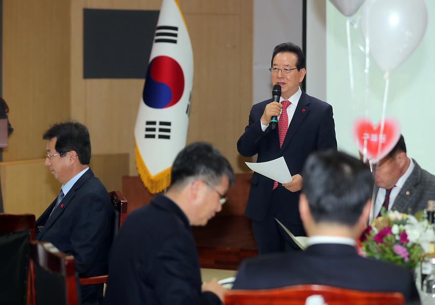 상반기 공로연수식 및 정년퇴임식 - 2