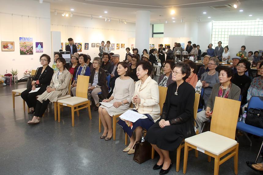 씨니어미술 전시회 - 2