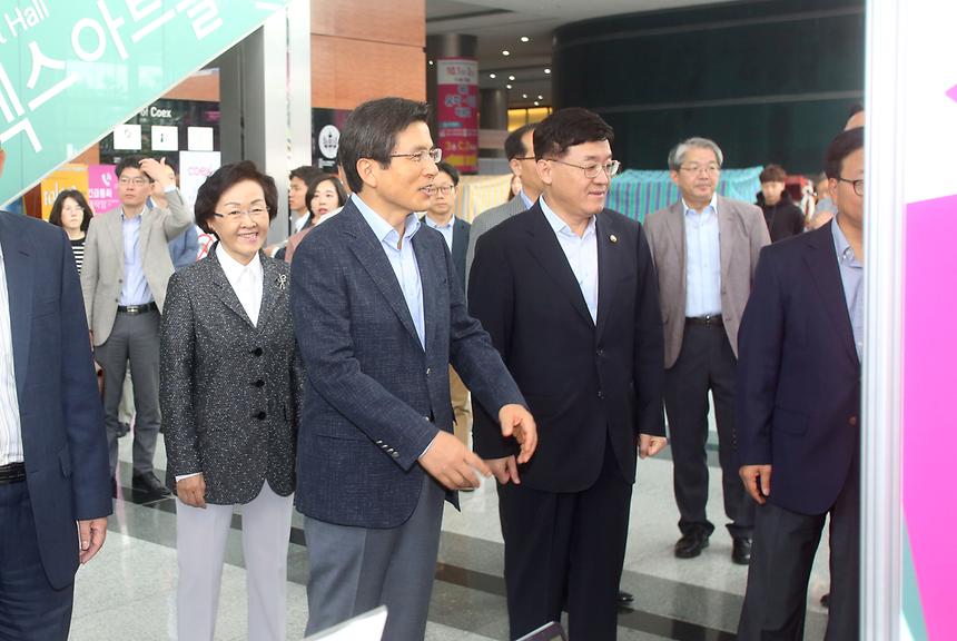 황교안 국무총리 방문 - 4