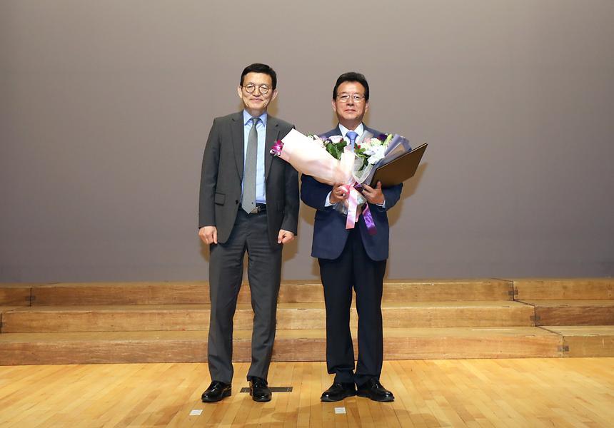 당선증 교부식 - 3