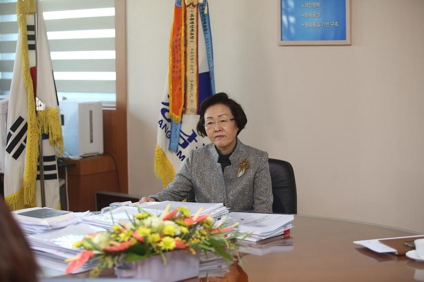 여성신문 인터뷰 - 3