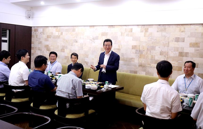 청원경찰 식사 - 6