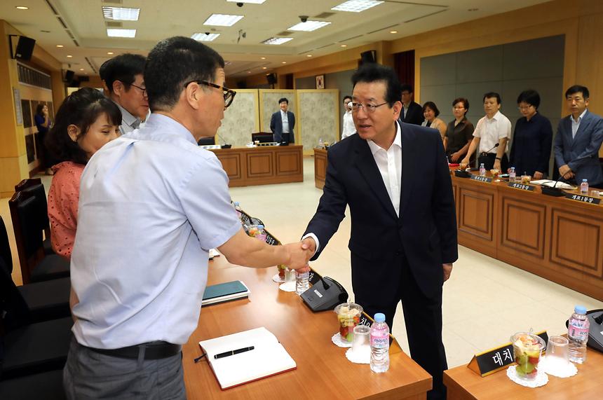 구청장과 전 동장 간담회 - 2