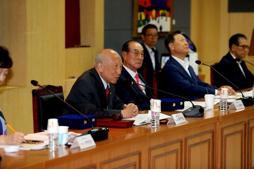 강남복지재단 임시 이사회 - 5