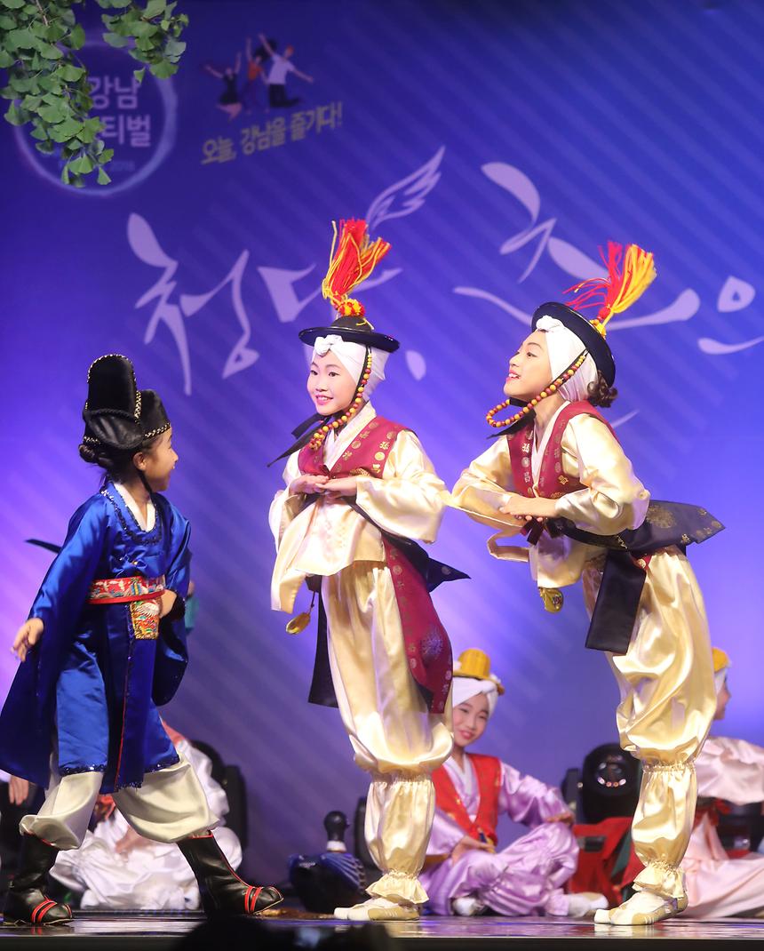 청담 춤으로 날다 - 1