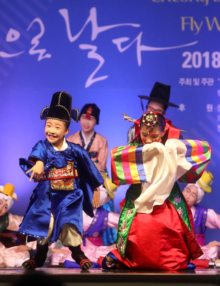 청담 춤으로 날다 - 2