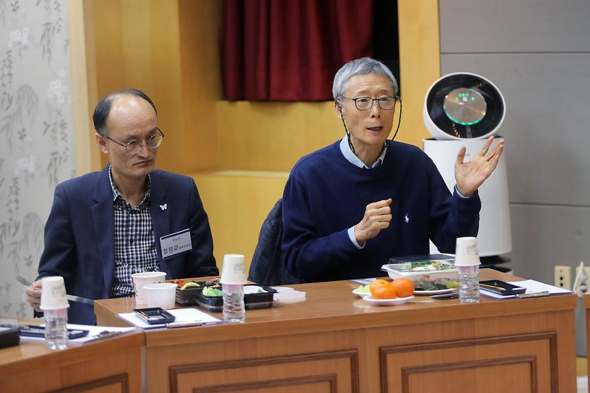 스타트업 라운드 테이블  - 3