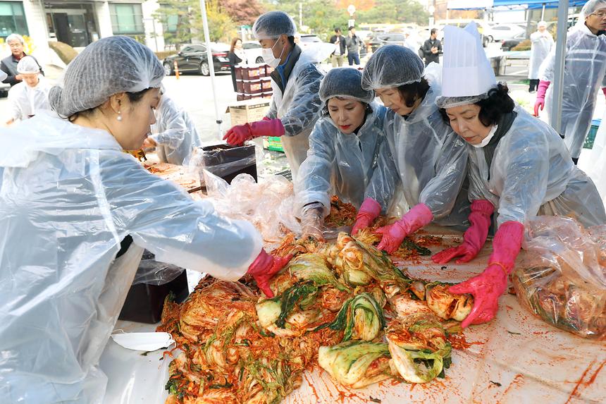 민주평통 강남구 협의회 사랑의 김장 나눔 - 5