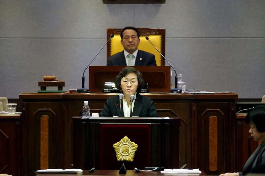 강남구의회 임시회 - 3