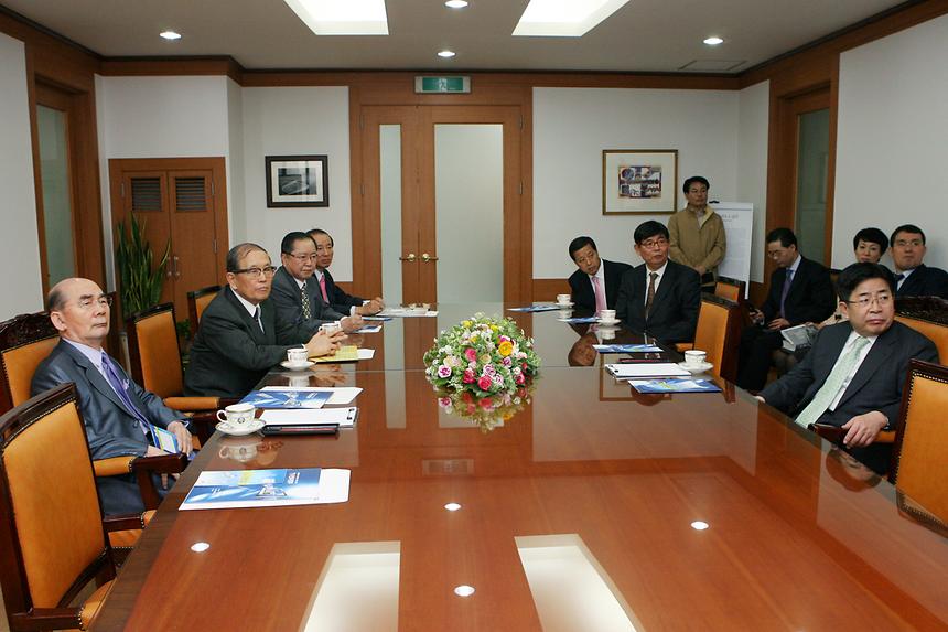 박태준 총리 강남구 방문 - 4