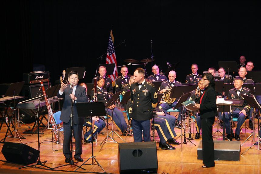 미8군 구민회관 초청공연 - 5