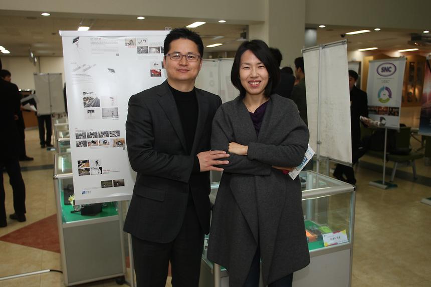 강남구 청년창업지원센터 제2기 졸업기업 제품전시회 - 1