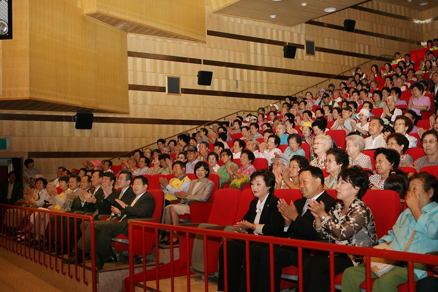 추석맞이 독거노인, 저소득 어르신 무료진료 및 위로행사 - 3