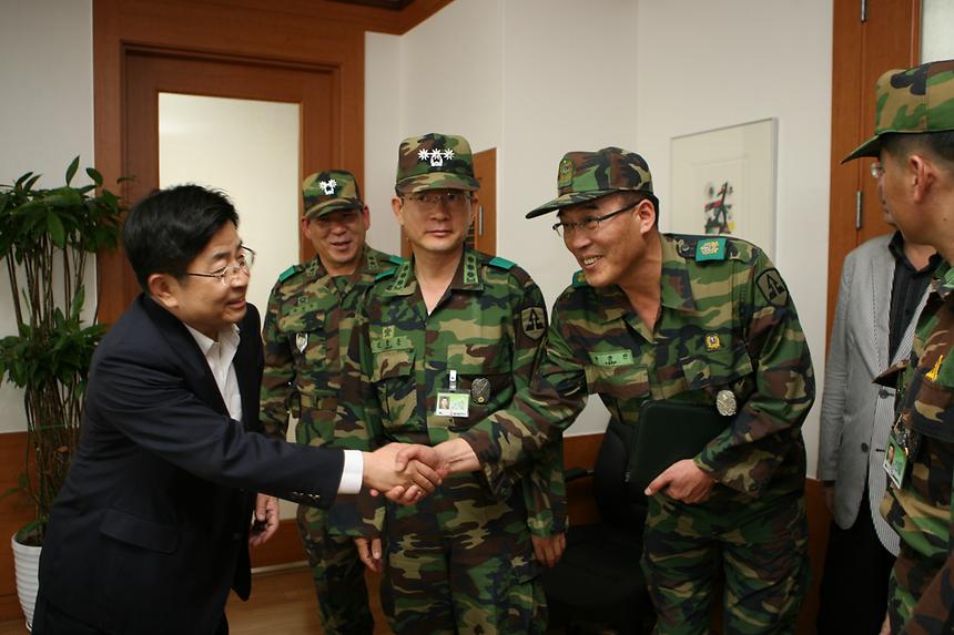 52사단장 강남구청 방문 - 2